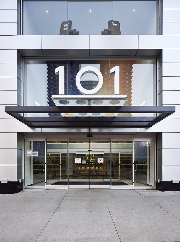 101 West End Entry