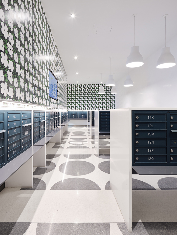 101 West End Mailroom
