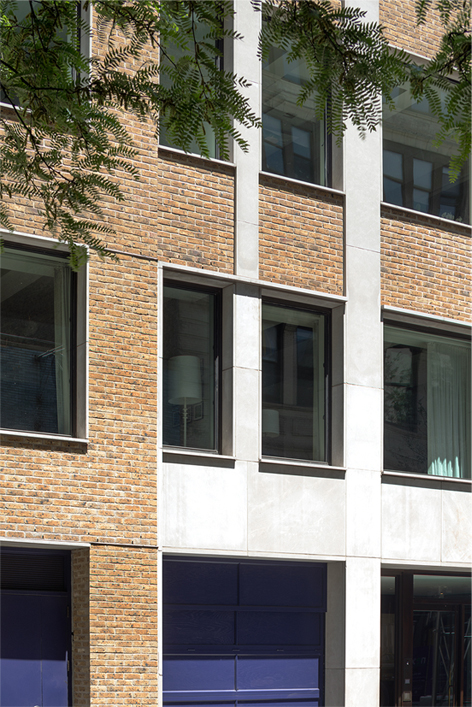 17E12 Exterior