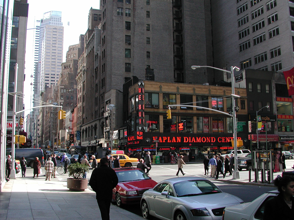 47th Street Diamond Exchange Exterior