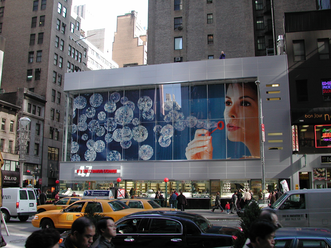 47th Street Diamond Exchange Exterior