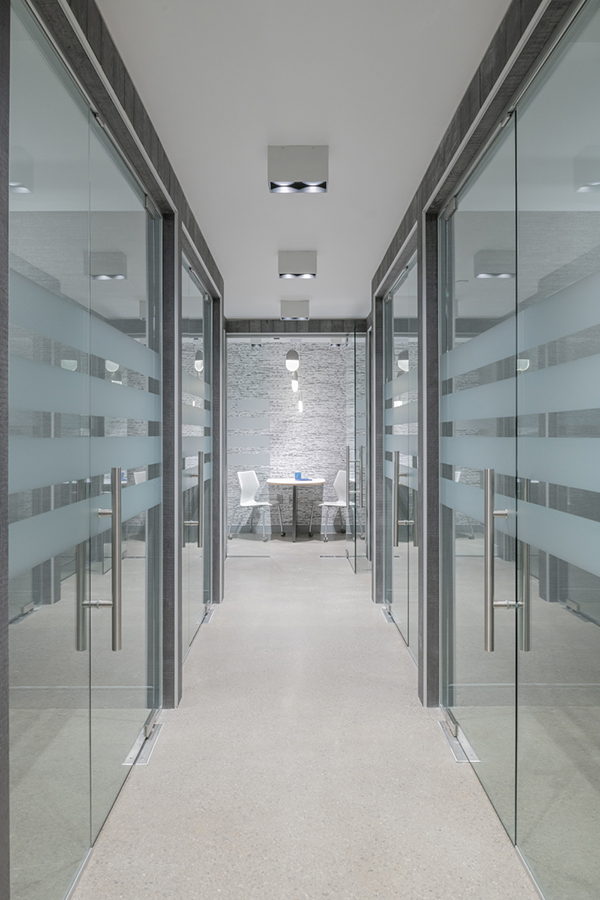 101 West End Entry